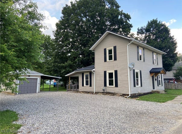 434 W Church Street, Newcomerstown, OH 43832