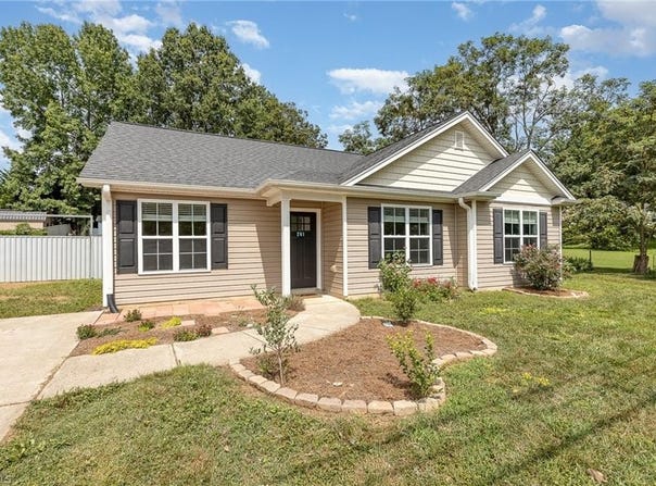 261 Raymond Street, Mocksville, NC 27028