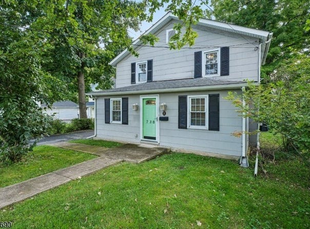 730 Washington St, Hackettstown Town, NJ 07840-2310