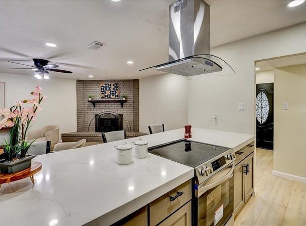 5524 King Drive, The Colony, TX 75056