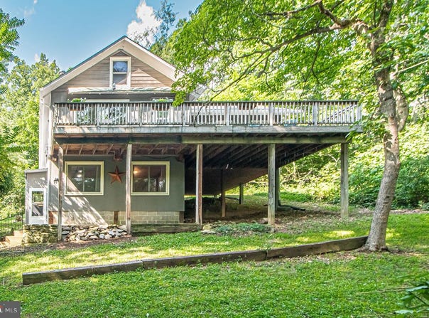 61 MOUNT MARSHALL ROAD, WASHINGTON, VA 22747