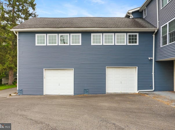 521 GREENVIEW DRIVE, SAYLORSBURG, PA 18353