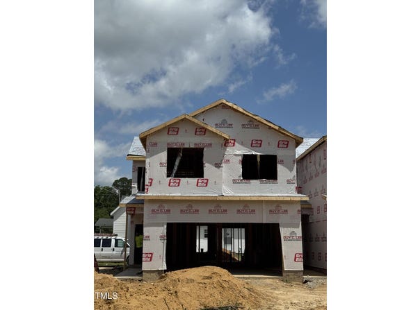 162 W Allen Street, Four Oaks, NC 27524