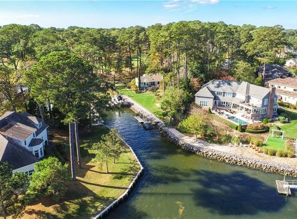 952 Oriole Drive, Virginia Beach, VA 23451
