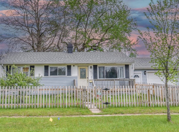 1404 Dean Drive, Albion, MI 49224