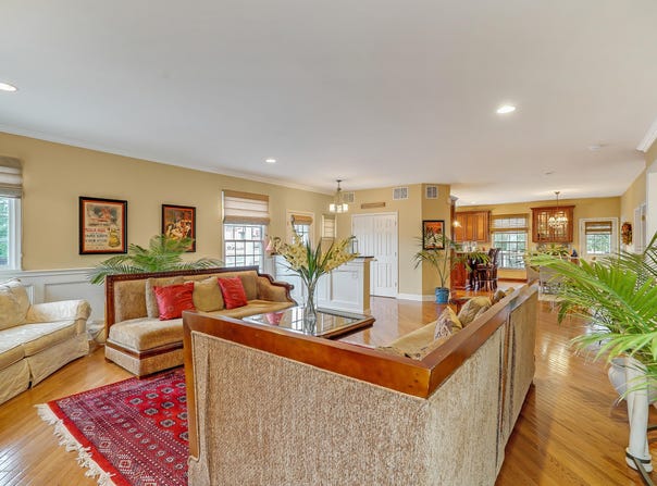 18 Mariners Bend, Brielle, NJ 08730