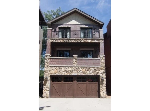 2953 N HONORE Street, Chicago, IL 60657