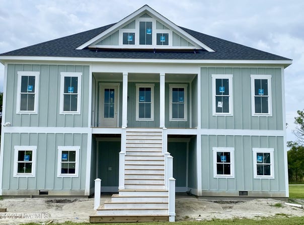 4007 Tarpon Drive, Oriental, NC 28571