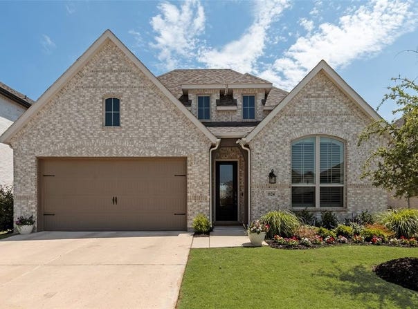 1124 Firecracker Drive, Justin, TX 76247