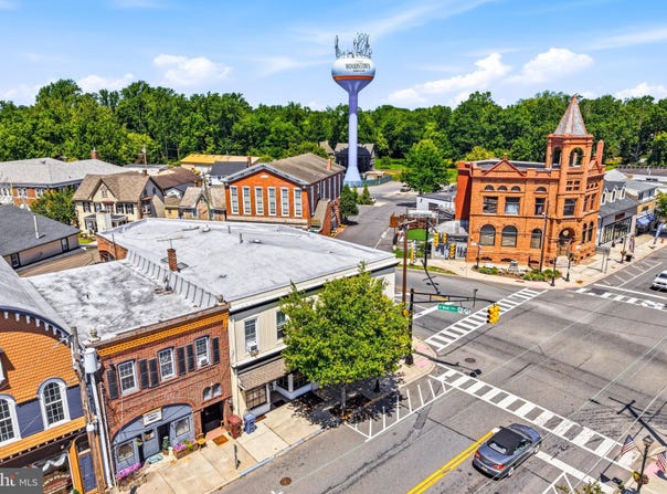 2 S MAIN Street, WOODSTOWN, NJ 08098