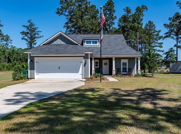 186 Live Oak Drive, Leesburg, GA 31763