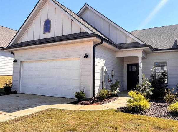 215 Paca Lane, Huntsville, AL 35811