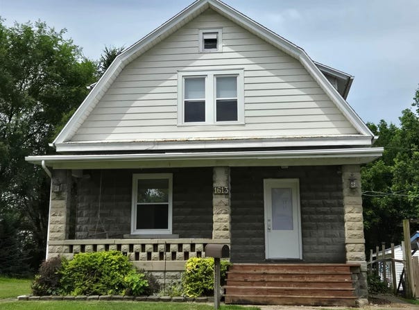 1613 Lincoln Street, Burlington, IA 52601