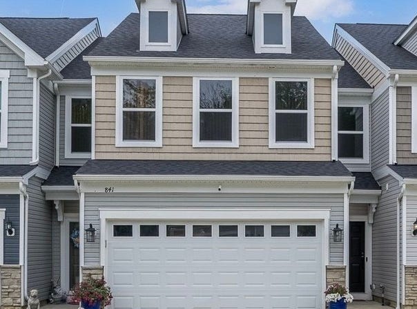 841 S Parkside Drive, Westlake, OH 44145