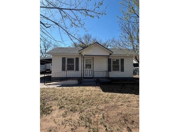 810 S Sweetwater Street, Wheeler, TX 79096