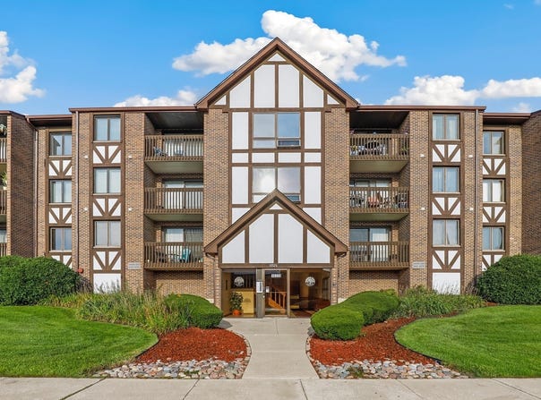 10320 Central Avenue, Oak Lawn, IL 60453