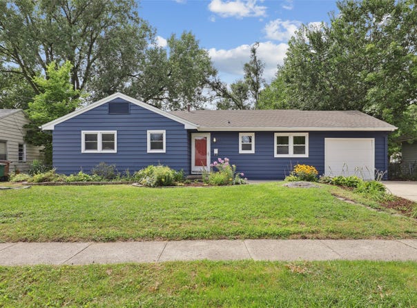 504 21st Street, West Des Moines, IA 50265