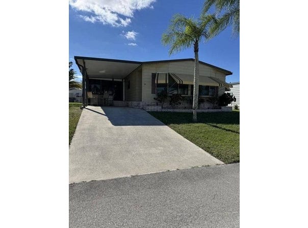 85 Grande Camino Way, Fort Pierce, FL 34951