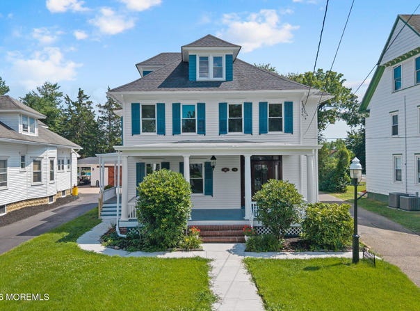 135 S Main Street, Allentown, NJ 08501