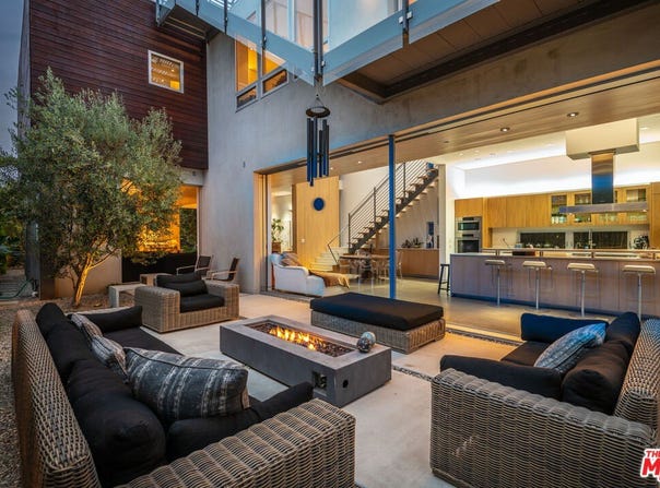 716 Brooks Ave, Venice, CA 90291