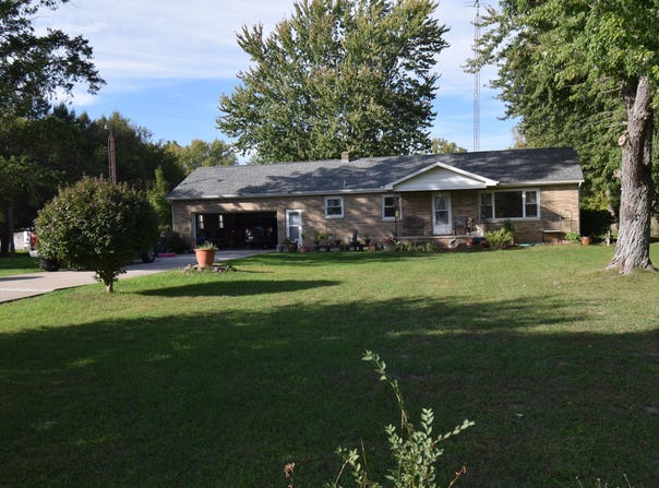 60772 61st Avenue, Hartford, MI 49057