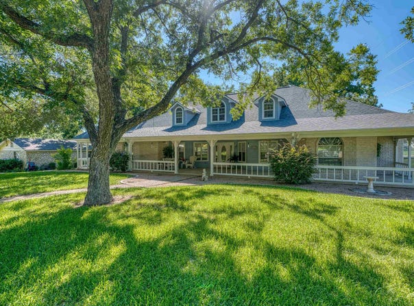 266 Quail, Meadowlakes, TX 78654