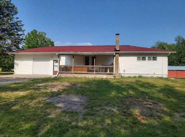 250 N 144th Avenue, Hart, MI 49420