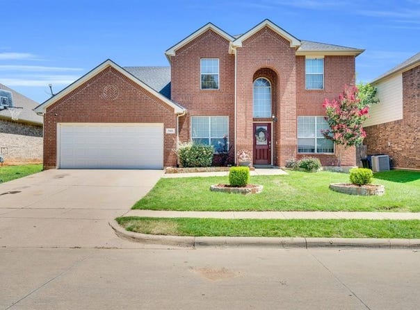 765 Keel Line Drive, Crowley, TX 76036