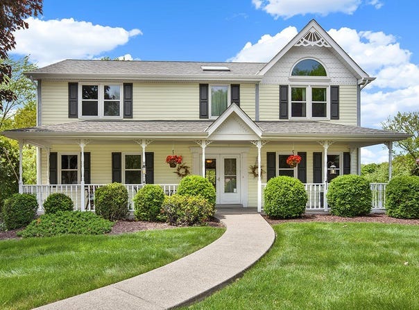 4204 Summervale Ct, Murrysville, PA 15668