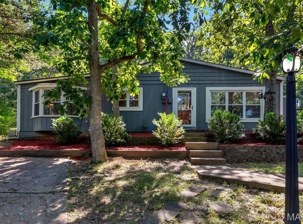109 N Lake Drive, Hillsboro, MO 63050
