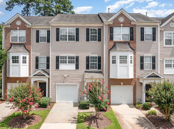 2617 Wyntercrest Lane, Durham, NC 27713