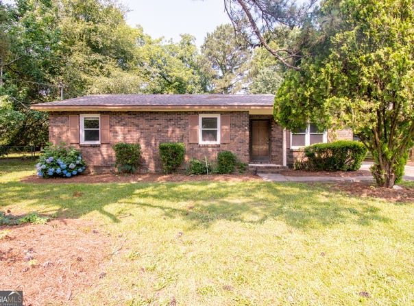 131 Elaine, Warner Robins, GA 31088