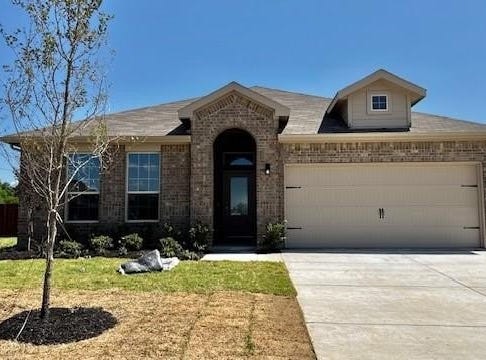 125 GOODNIGHT Court, Cleburne, TX 76033