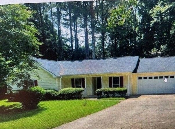 3677 Fernbrook Drive, Snellville, GA 30039