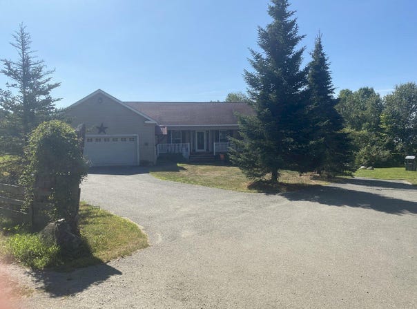 15 Kincaid Road, Madison, ME 04950
