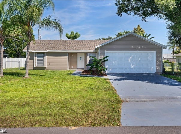 317 NE 10th Street, Cape Coral, FL 33909