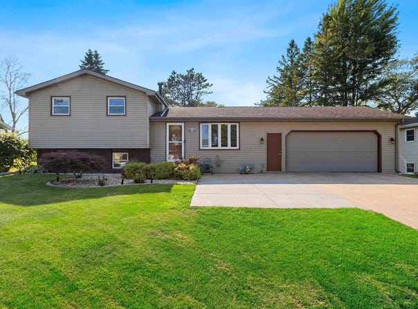 N263 FOREST Avenue, SHERWOOD, WI 54169