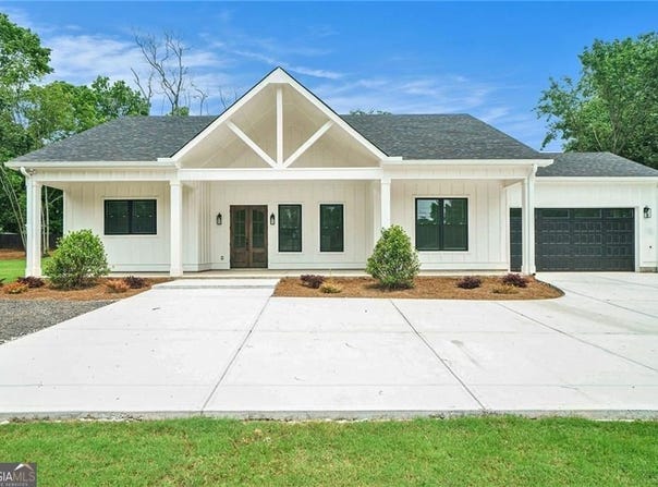 4824 SE Highway 20, Conyers, GA 30013