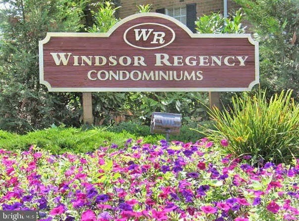 6-7 PINE LN, EAST WINDSOR, NJ 08520