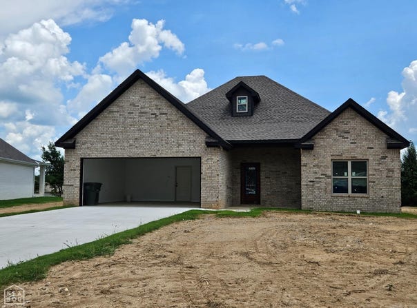 99 Rivercrest Drive, Brookland, AR 72417