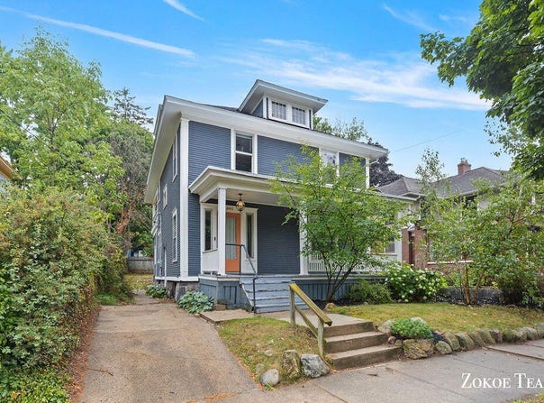 240 Calkins Avenue SE, Grand Rapids, MI 49506
