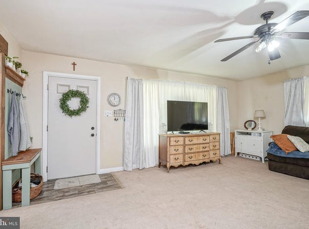 134 JUNIPER STREET, BURLINGTON, NJ 08016
