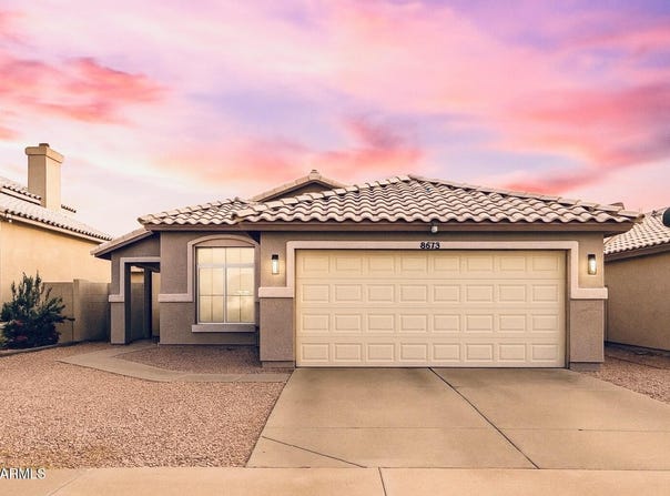 8673 W PALM Lane, Phoenix, AZ 85037