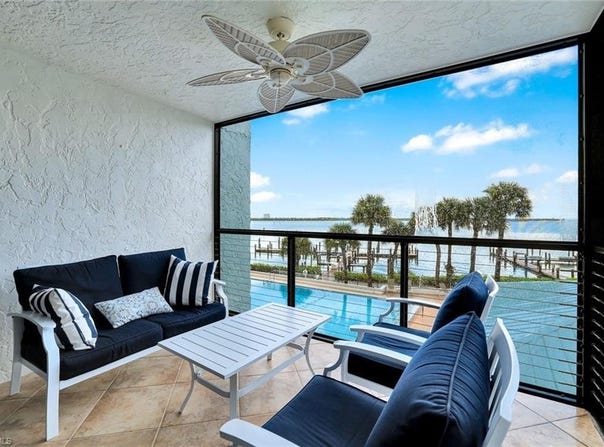 1085 Bald Eagle Dr, MARCO ISLAND, FL 34145