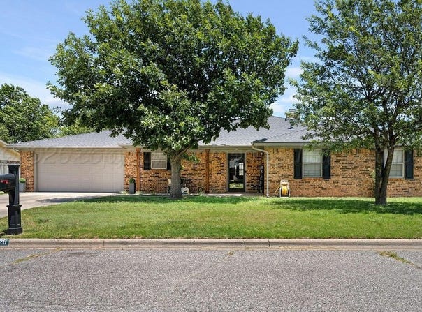 2428 N Fir Street, Pampa, TX 79065