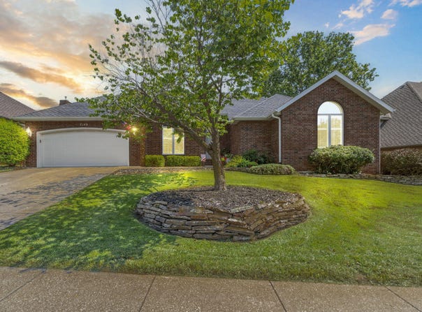 2149 E Richmond Street, Springfield, MO 65804