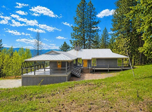 2383-A Burnt Valley Rd, Chewelah, WA 99109