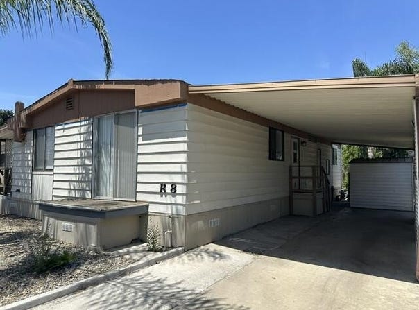 2400 W Midvalley Avenue, Visalia, CA 93277
