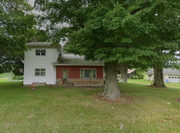 65838 48th Ave Avenue, Hartford, MI 49057