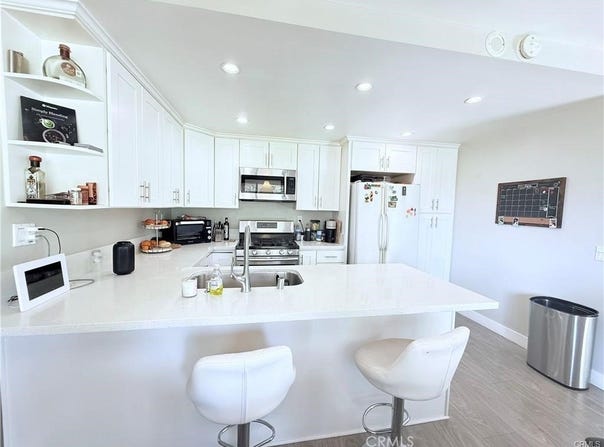 1525 Walnut Leaf, Walnut, CA 91789